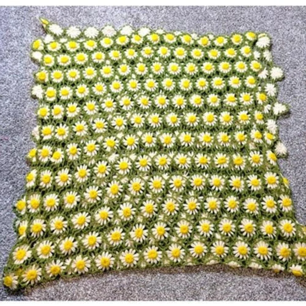 Vintage Crochet Daisy Blanket Throw‎ 80x40 Floral Afghan Cottagecore Boho